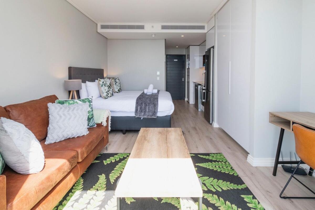 Breathtaking Skyline Haven Apartment Cape Town